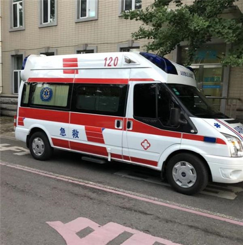 金沙选择我们的救护车出租,开启安心转院之旅